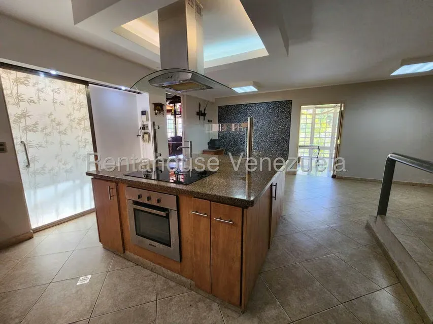 Casa (Multipes Niveles) en Venta en Colinas de Bello Monte, Distrito Metropolitano - 13