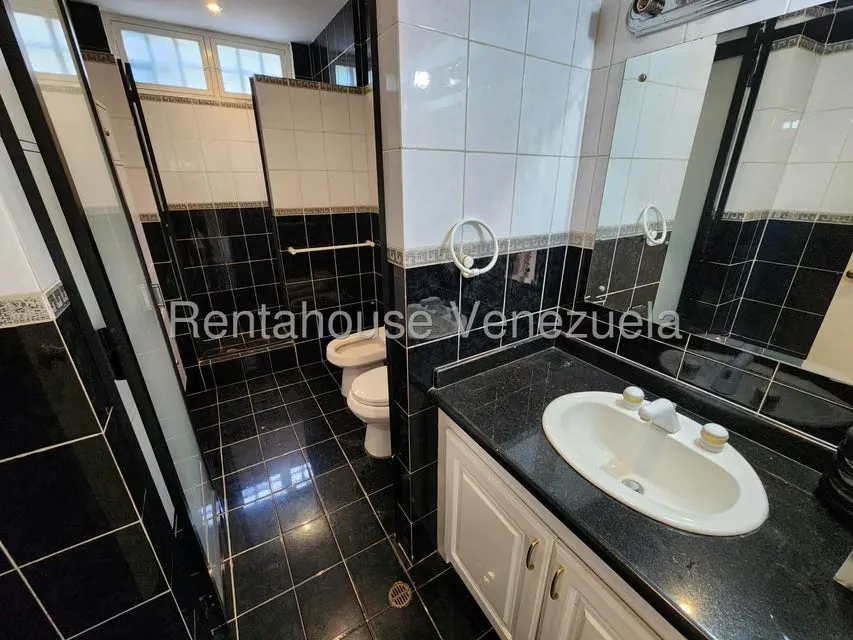 Casa (Multipes Niveles) en Venta en Colinas de Bello Monte, Distrito Metropolitano - 31