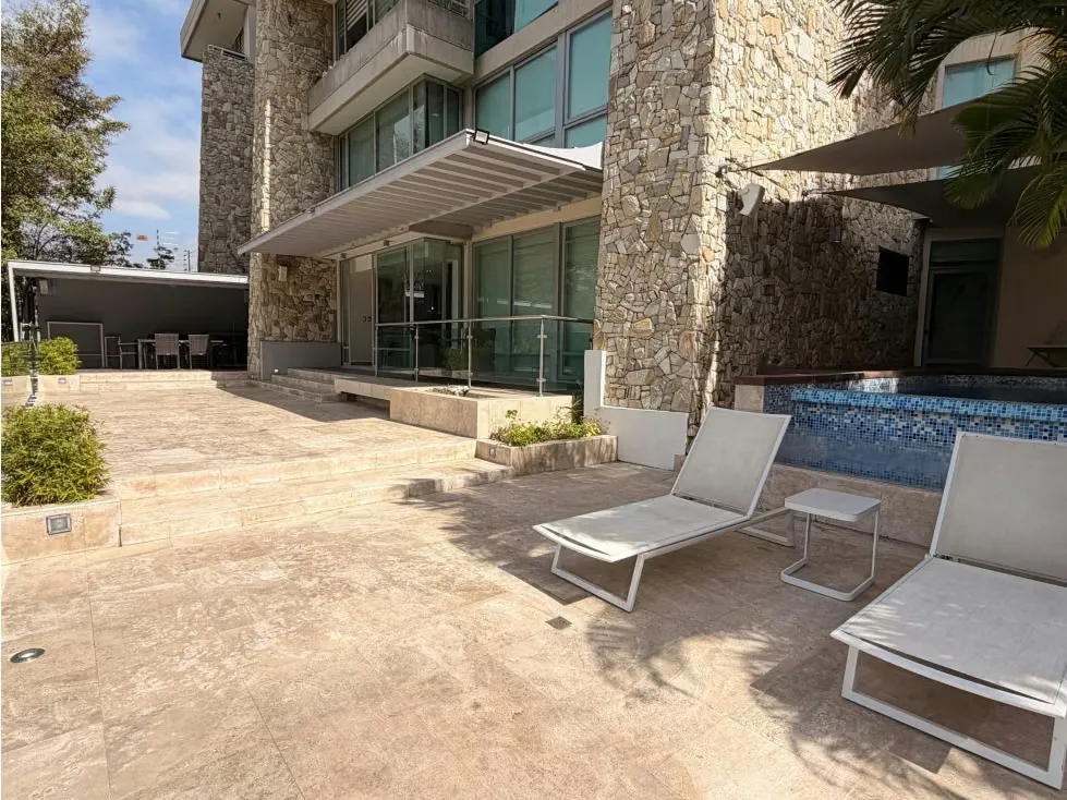 Se vende Apto PB 167m² 3h+1s/2.5b+1s/3p Lomas de Las Mercedes