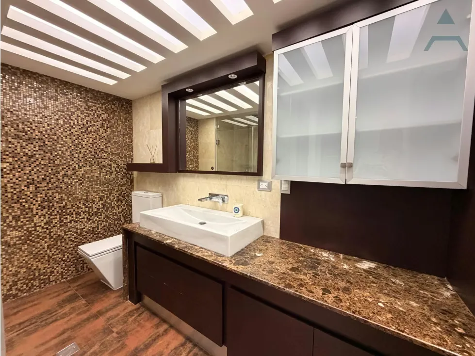 Se vende Apto PB 167m² 3h+1s/2.5b+1s/3p Lomas de Las Mercedes - 12