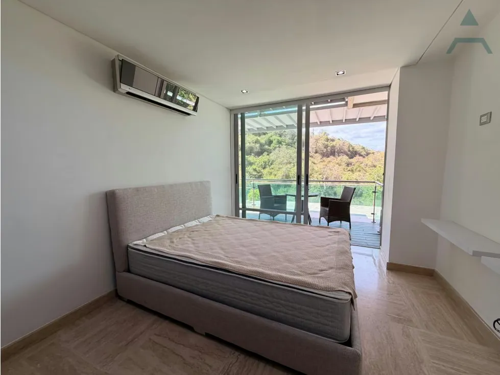 Se vende Apto PB 167m² 3h+1s/2.5b+1s/3p Lomas de Las Mercedes - 7
