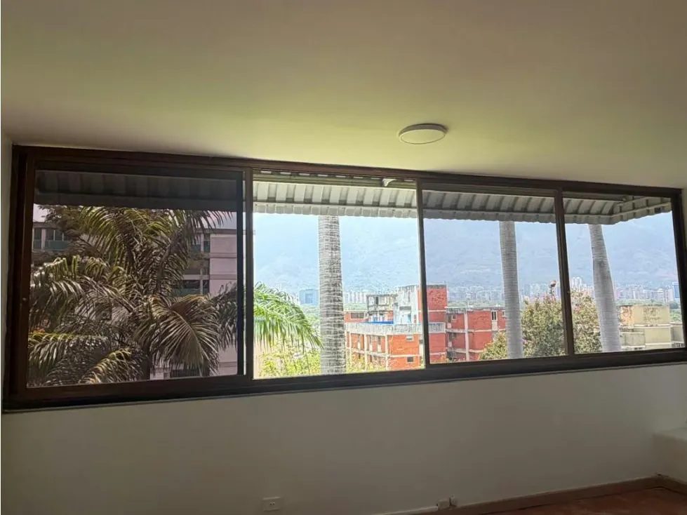 Se alquila Apto 165m² 3h+s/2b+s/2p Lomas de Chuao - 2