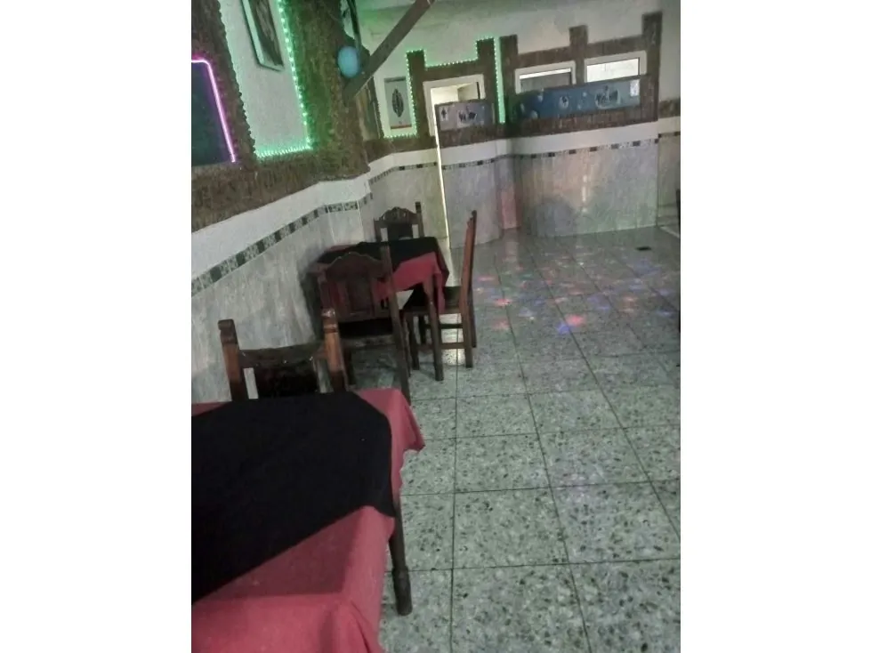 Local Bar Restaurante 232m2 Alquiler cerca Av. Baralt Caracas - 7