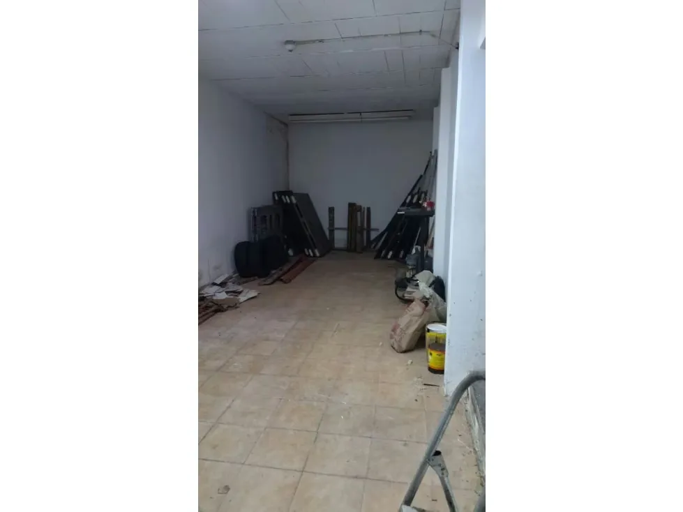 Se vende local comercial 1450m2 San Benardino 0246 - 24