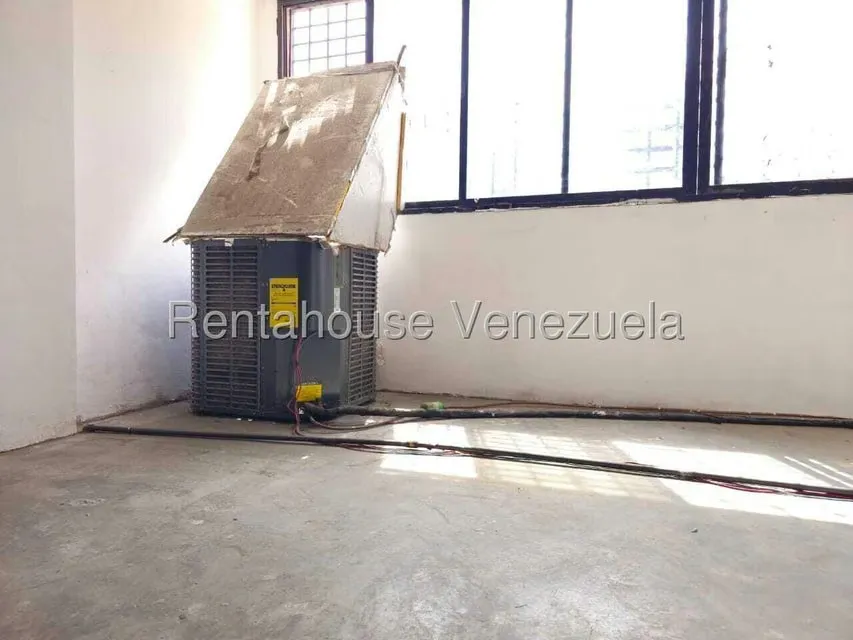 Local Comercial en Alquiler en El Paraiso, Distrito Metropolitano - 12