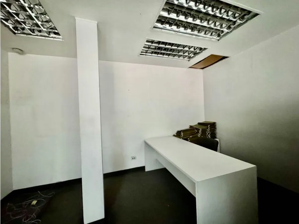 Se vende galpon industrial 3.000m2 Baruta - 23