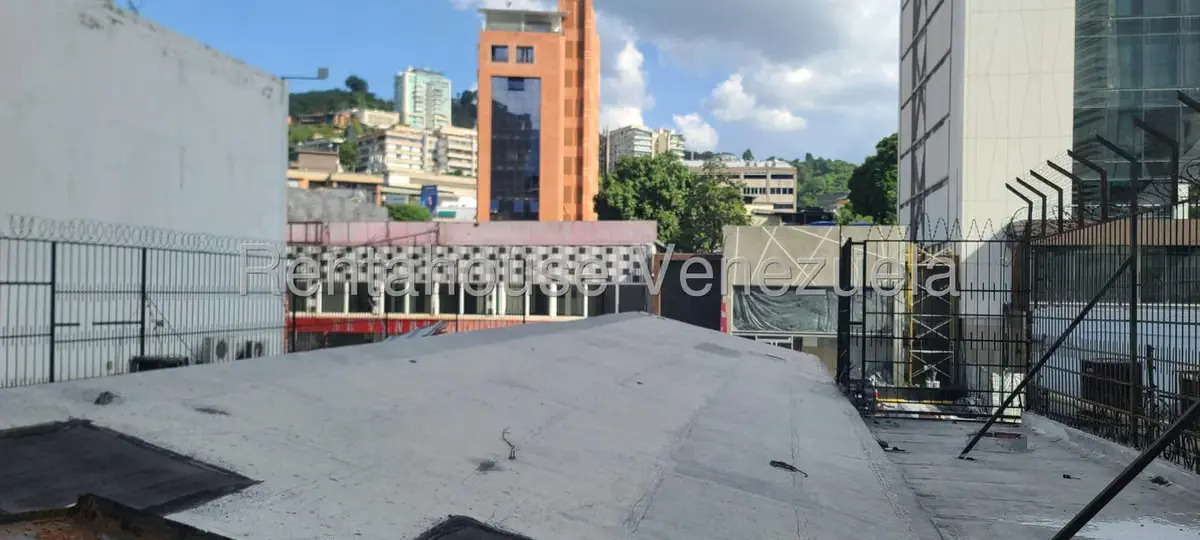Casa (1 Nivel) en Venta en Las Mercedes, Distrito Metropolitano - 32