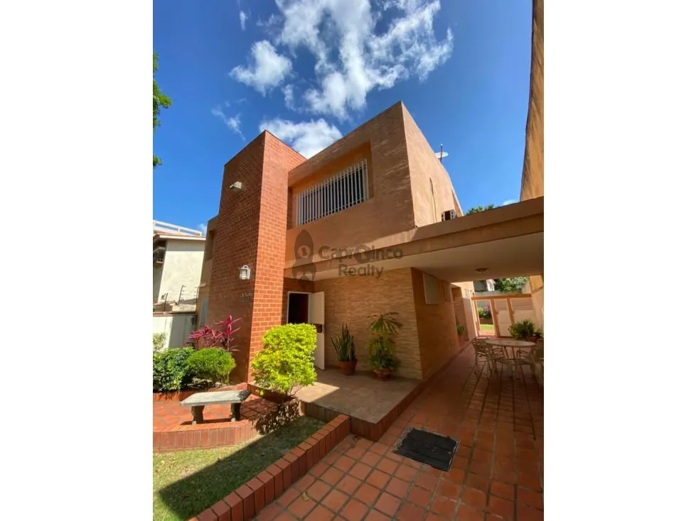 EN VENTA: CASA-QUINTA EN LA TRIGALEÑA TCL C 10244690