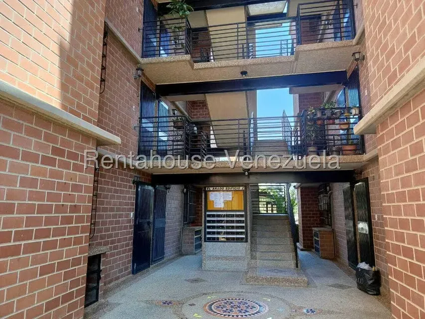 Apartamento (Duplex) en Venta en Nueva Casarapa, Miranda - 3