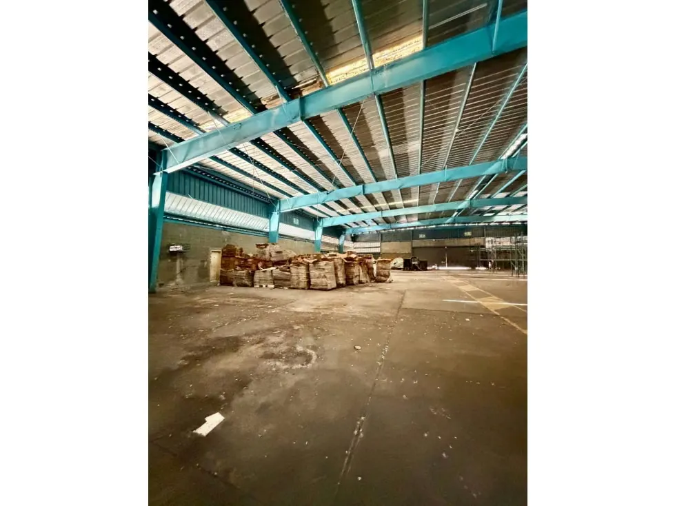Se vende galpón industrial + terreno 73.000m2 Guarenas - 16
