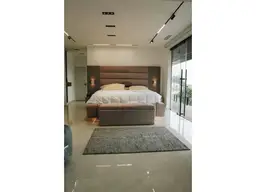 View 18