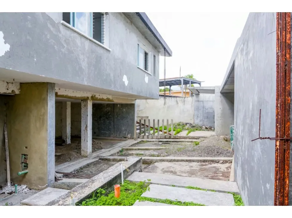 Se vende casa 600m2 3h+s/5b/4p Colinas de Bello Monte - 68