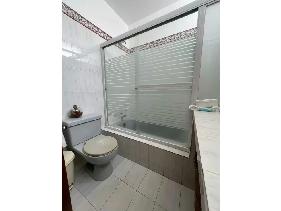 Casa en venta - El Cafetal, Calle Caripe - 11