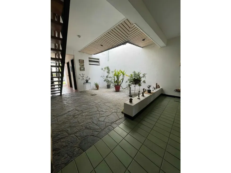 Casa en venta - El Cafetal, Calle Caripe - 2