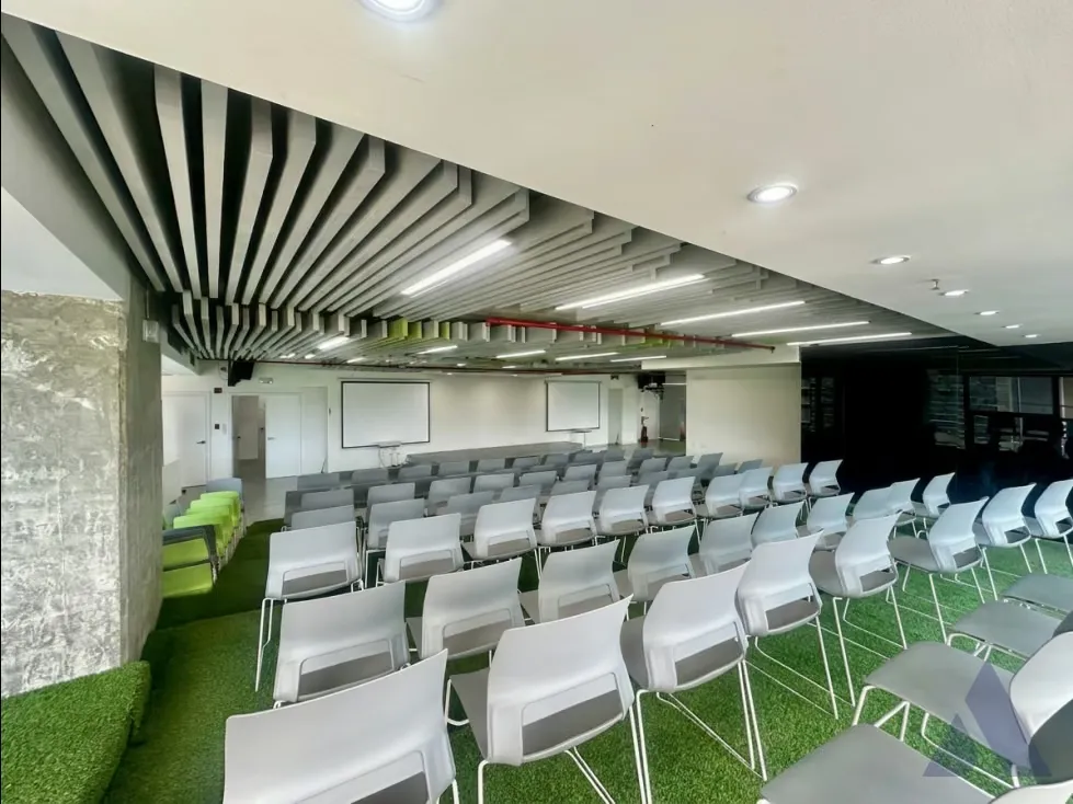 Alquilo espacio de conferencias por día 140m2 Las Mercedes 2827 - 4