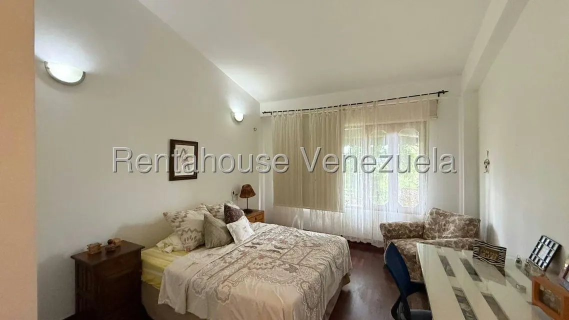 Casa (Duplex) en Venta en Oripoto, Distrito Metropolitano - 27
