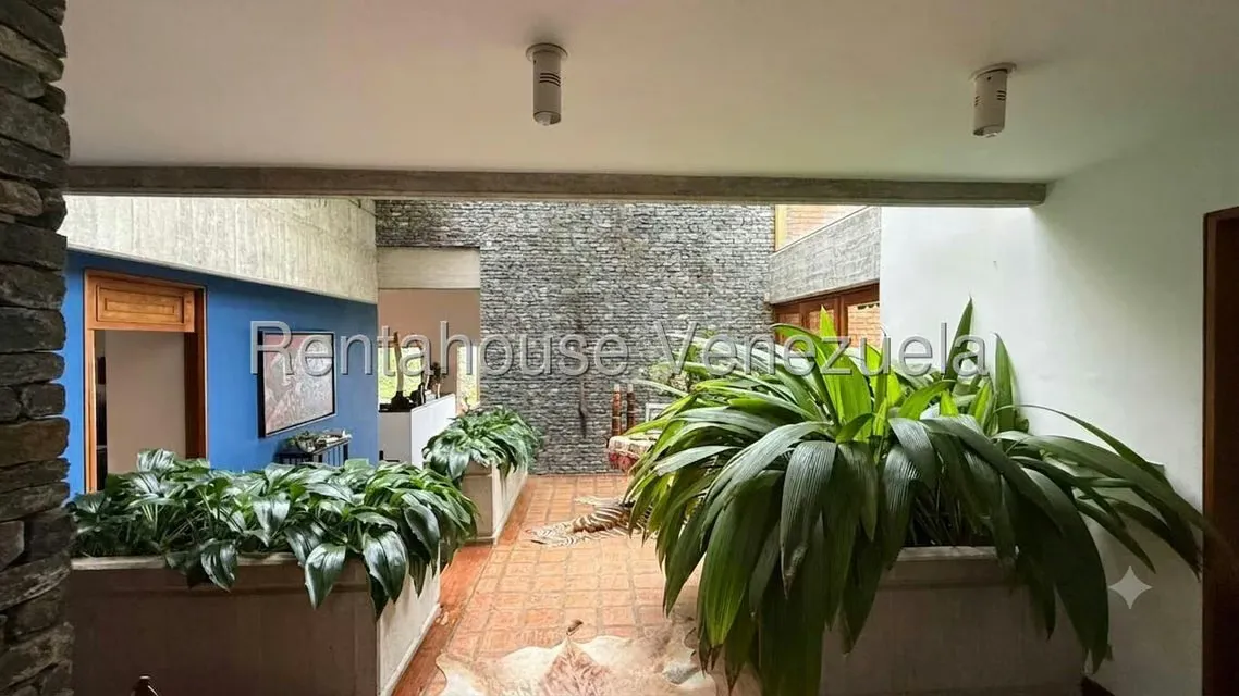 Casa (Duplex) en Venta en Oripoto, Distrito Metropolitano - 3