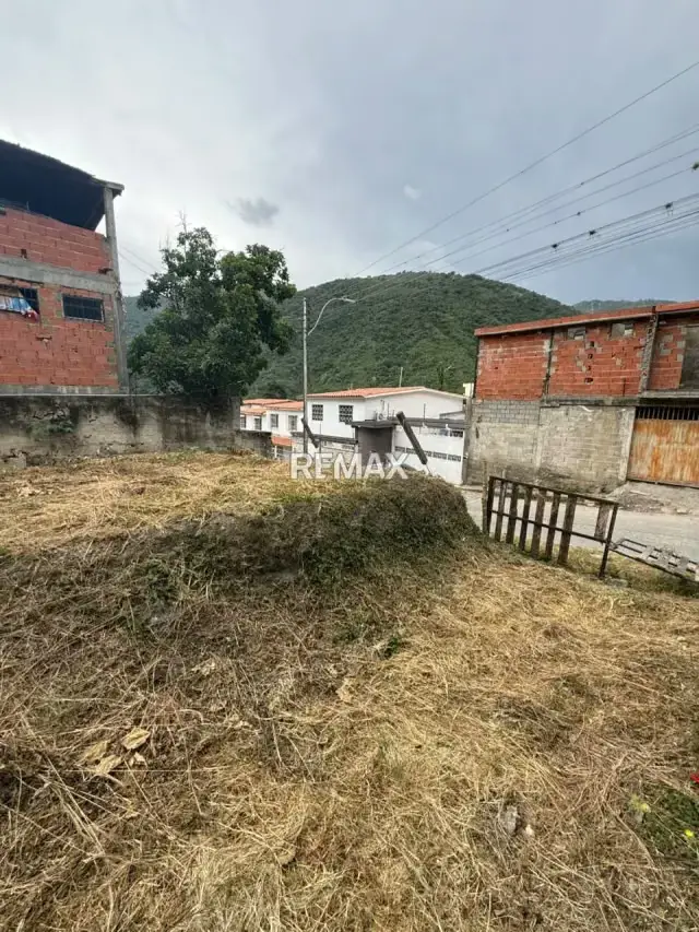 Amplio Terreno en Venta en Ubicado en la Avenida Principal de La Urbanización San Pablo, Sector El Trapiche