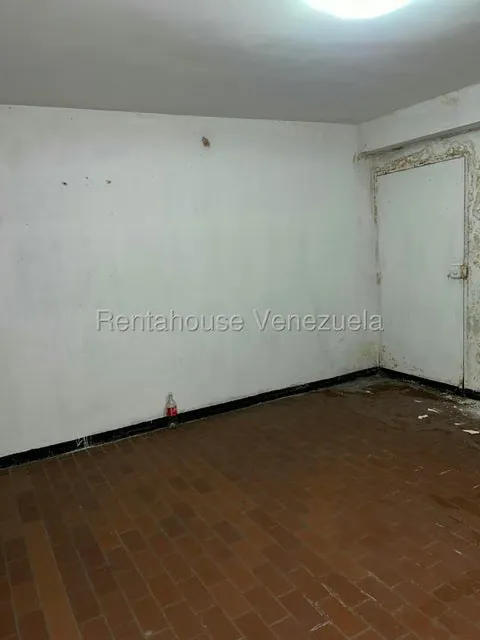 Apartamento (1 Nivel) en Venta en Centro, Carabobo - 15