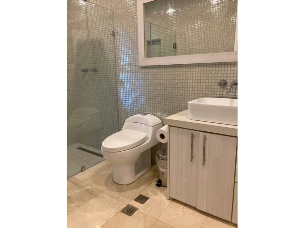 Se vende PB El Hatillo 350 m² + 45 m² terraza 4H/5B/2P - 15
