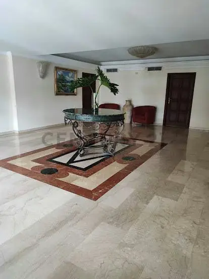 Venta Edificio Belvedere, un apartamento por piso - 3