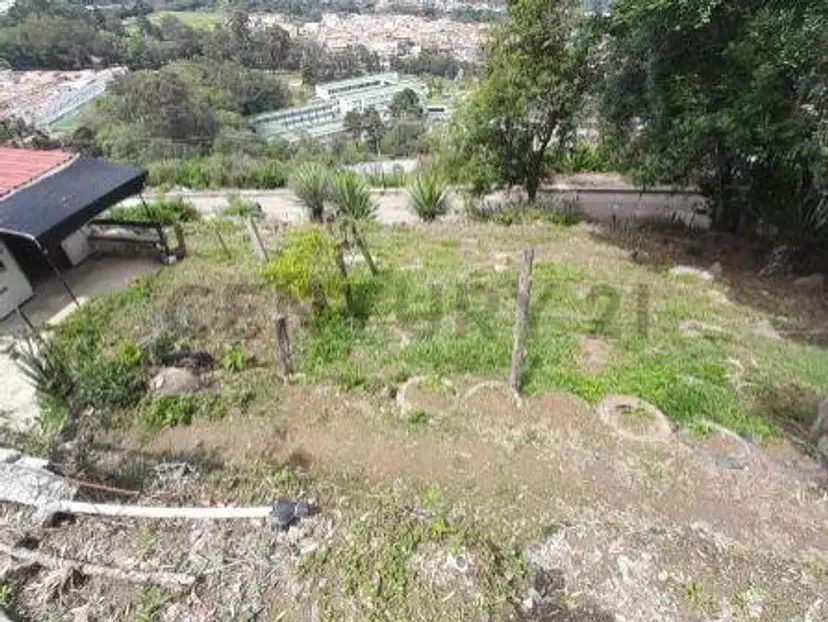 En venta Terreno Plaza Sucre