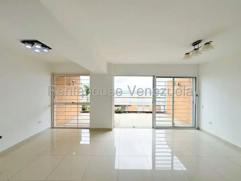 Apartamento (Duplex) en Venta en Alto Hatillo, Distrito Metropolitano