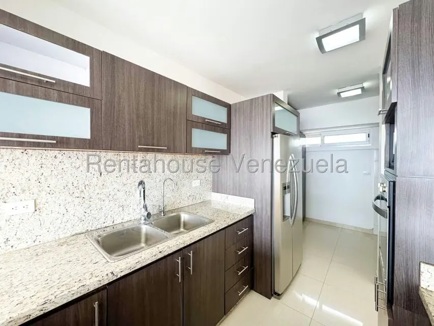 Apartamento (Duplex) en Venta en Alto Hatillo, Distrito Metropolitano - 13