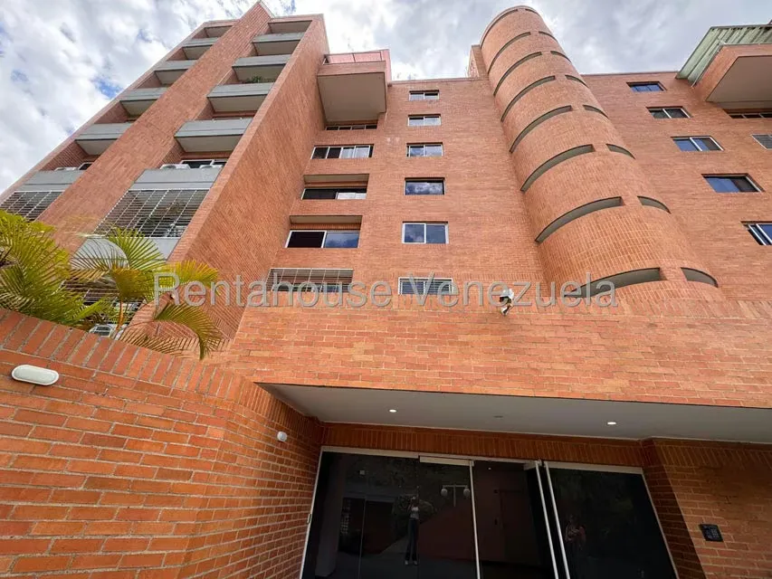 Apartamento (1 Nivel) en Venta en Lomas del Sol, Distrito Metropolitano - 2
