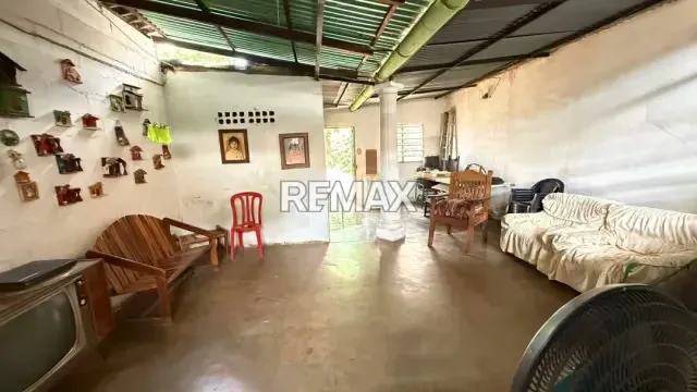 EN VENTA: Casa Residencial Comercial en Av. Anzoátegui de la Candelaria - 17