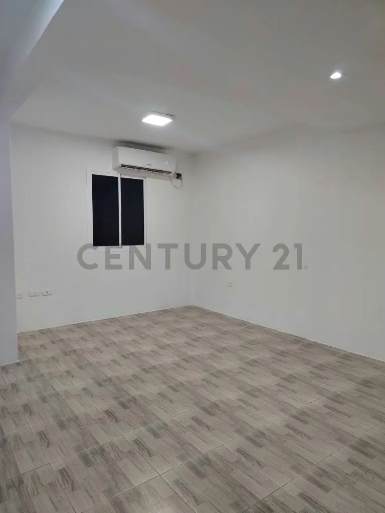 En alquiler inmueble residencial de 2 niveles en San Francisco, Vía a Perijá - 11