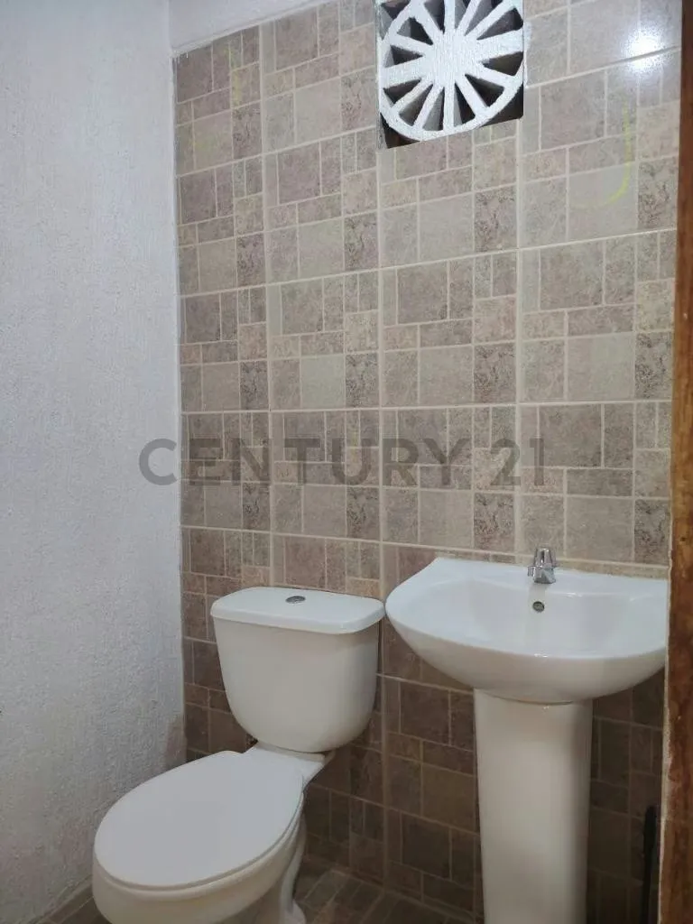 En alquiler inmueble residencial de 2 niveles en San Francisco, Vía a Perijá - 18