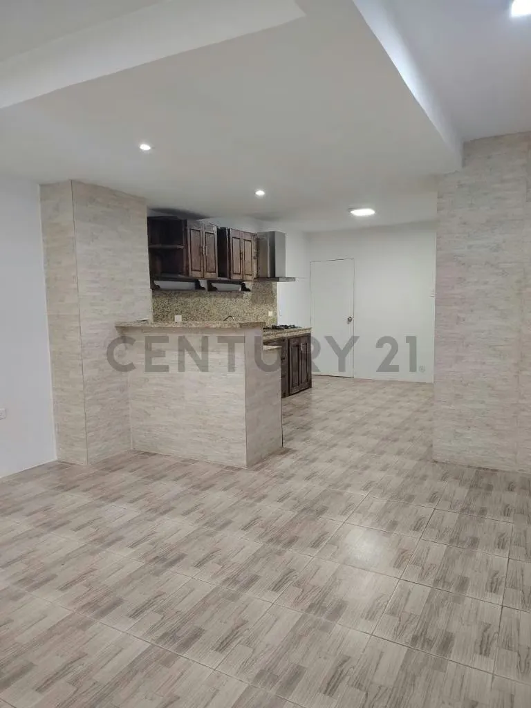 En alquiler inmueble residencial de 2 niveles en San Francisco, Vía a Perijá - 5