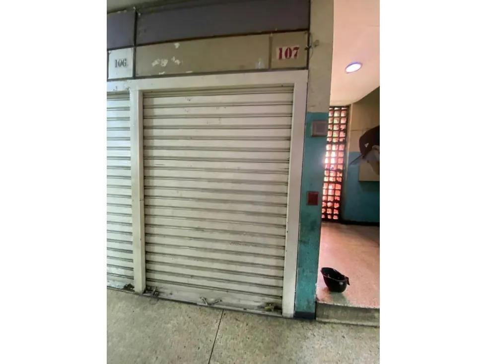Local en venta 6m², Av Baralt - 2
