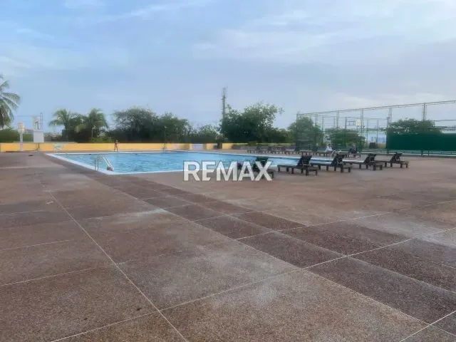 ALQUILER APARTAMENTO EN LOS GERANIOS URB. MANEIRO - 18