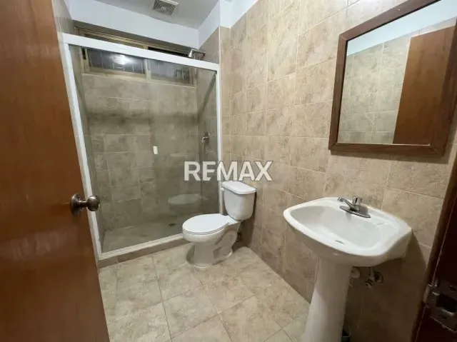ALQUILER APARTAMENTO EN LOS GERANIOS URB. MANEIRO - 8
