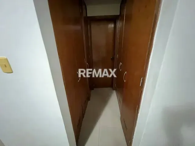 ALQUILER APARTAMENTO EN LOS GERANIOS URB. MANEIRO - 9