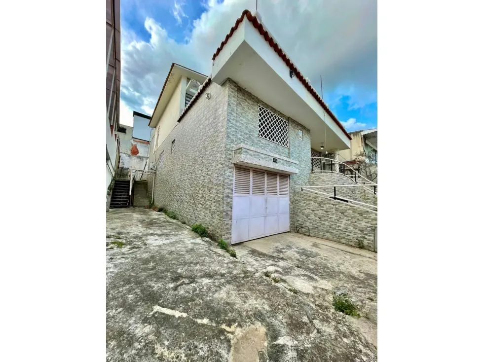Quinta en venta 780m², Caracas - Vista Alegre - 3