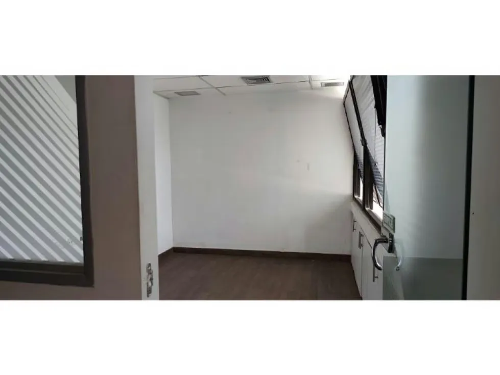 Alquilo oficina 230m2 Altamira 4776 - 17