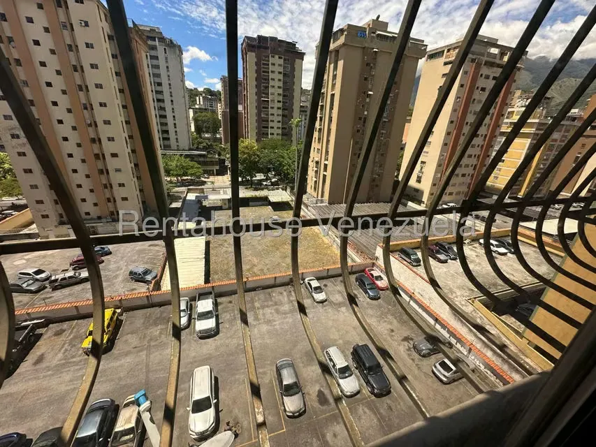 Apartamento (1 Nivel) en Alquiler en La Urbina, Distrito Metropolitano - 15