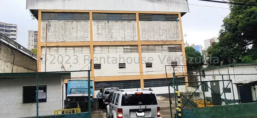 Comercial (Galpon - Deposito) en Alquiler en El Tambor, Miranda