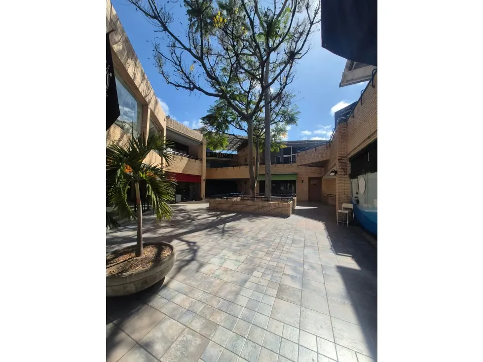 Local Comercial en venta en Los Samanes con fondo de comercio - 21