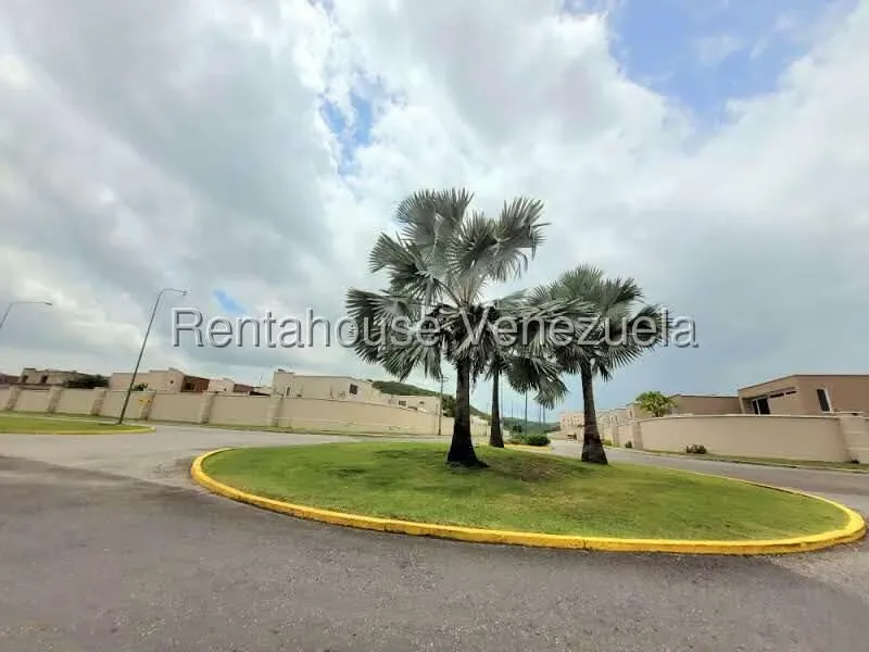 Apartamento (1 Nivel) en Alquiler en Ciudad Roca, Lara - 17