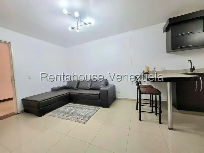 Apartamento (1 Nivel) en Alquiler en Ciudad Roca, Lara - 4