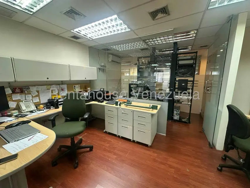 Oficina en Venta en Los Palos Grandes, Distrito Metropolitano - 23