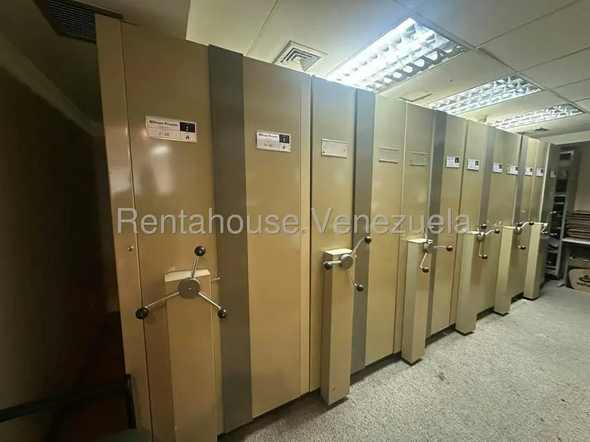 Oficina en Venta en Los Palos Grandes, Distrito Metropolitano - 24