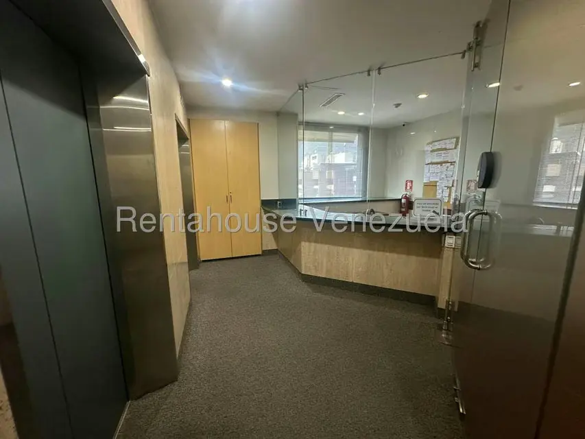 Oficina en Venta en Los Palos Grandes, Distrito Metropolitano - 36