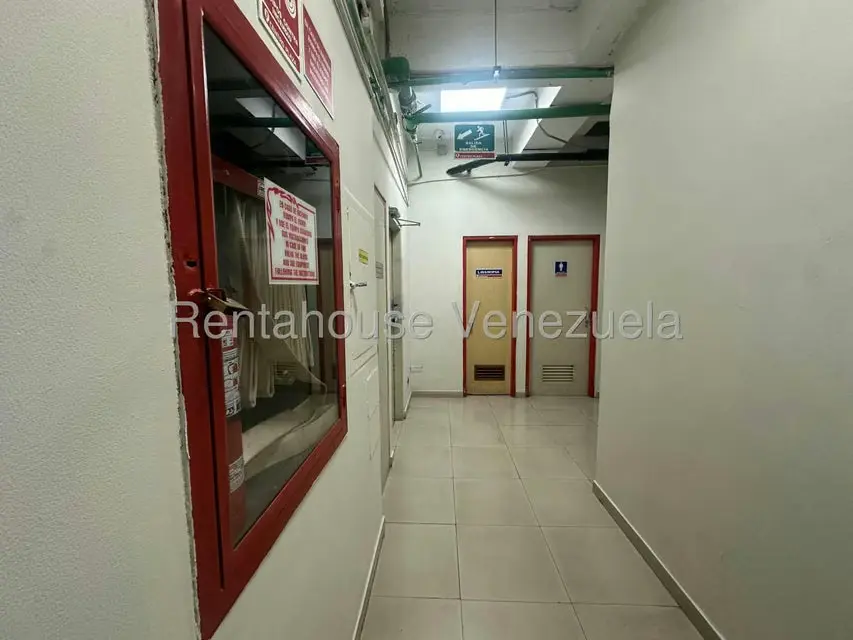 Oficina en Venta en Los Palos Grandes, Distrito Metropolitano - 44
