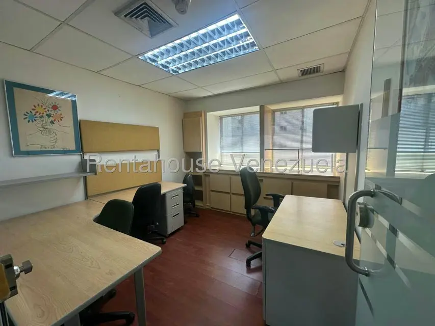 Oficina en Venta en Los Palos Grandes, Distrito Metropolitano - 8
