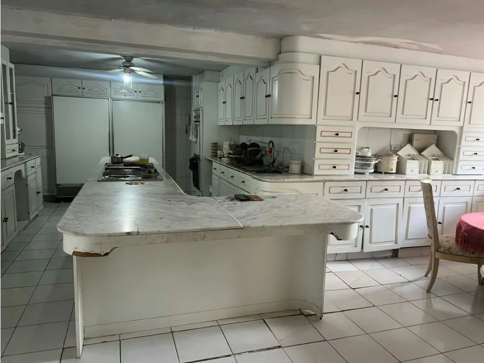 Vendo casa para remodelar 760m2 en Caurimare 7894 - 9